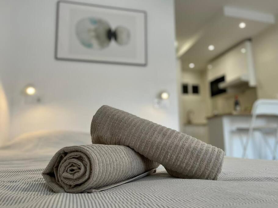 Cozy Central Studio Near The Beach เบนัลมาเดนา ภายนอก รูปภาพ